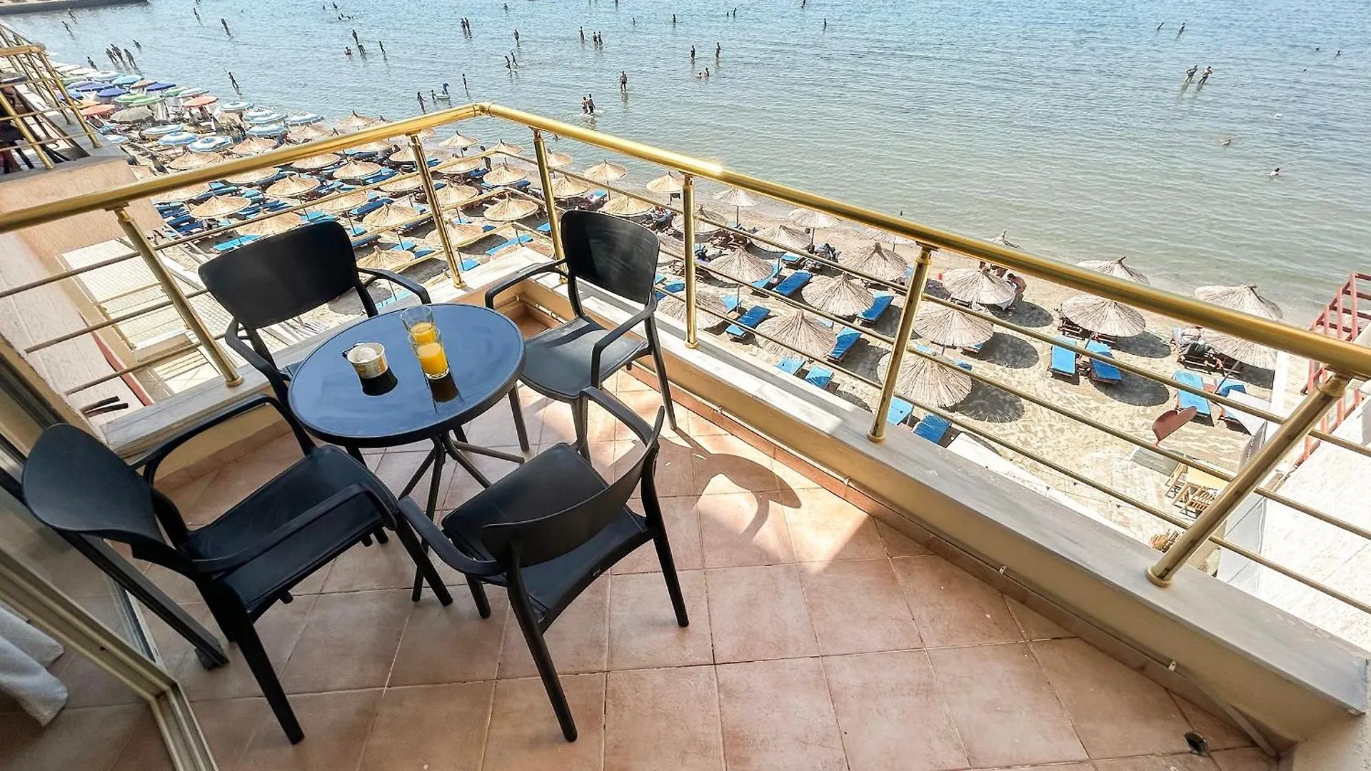 Top Sea View Apartment ドゥラス アルバニア